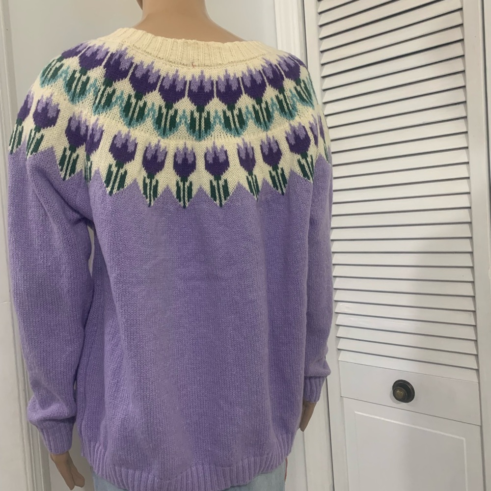 Lavender and Cream Women's Cardigan - Picture 4 of 5